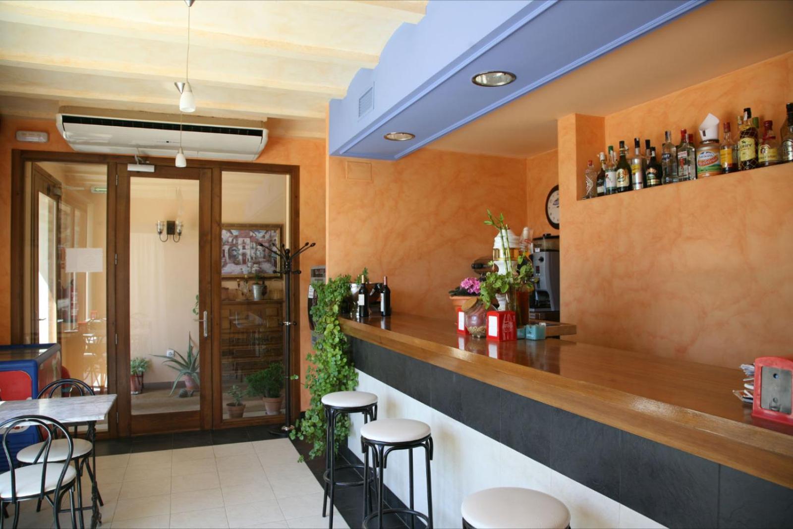 Hostal La Fuente Буэра Экстерьер фото