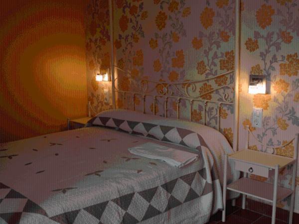 Hostal La Fuente Буэра Экстерьер фото